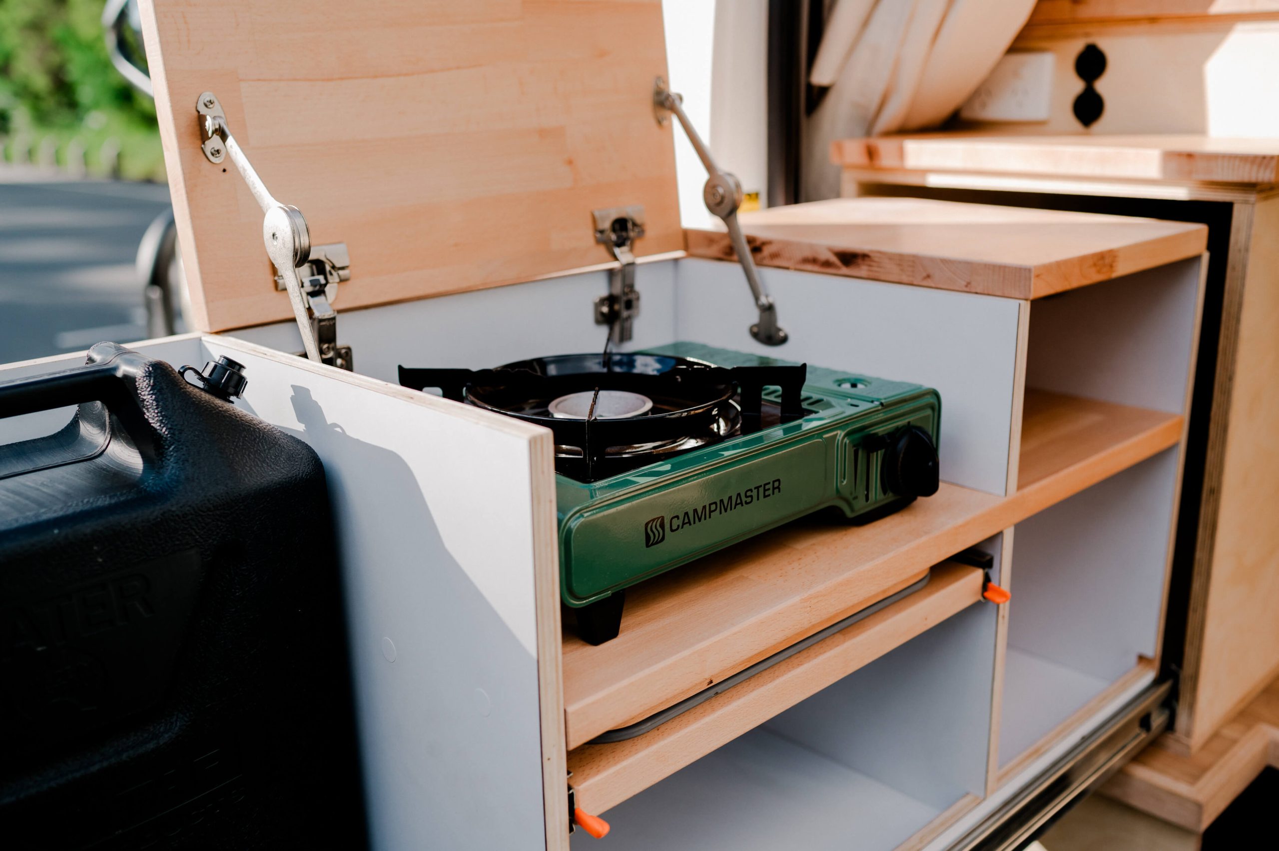 25.04.17 Ben's Vans - N8HUI Web-014