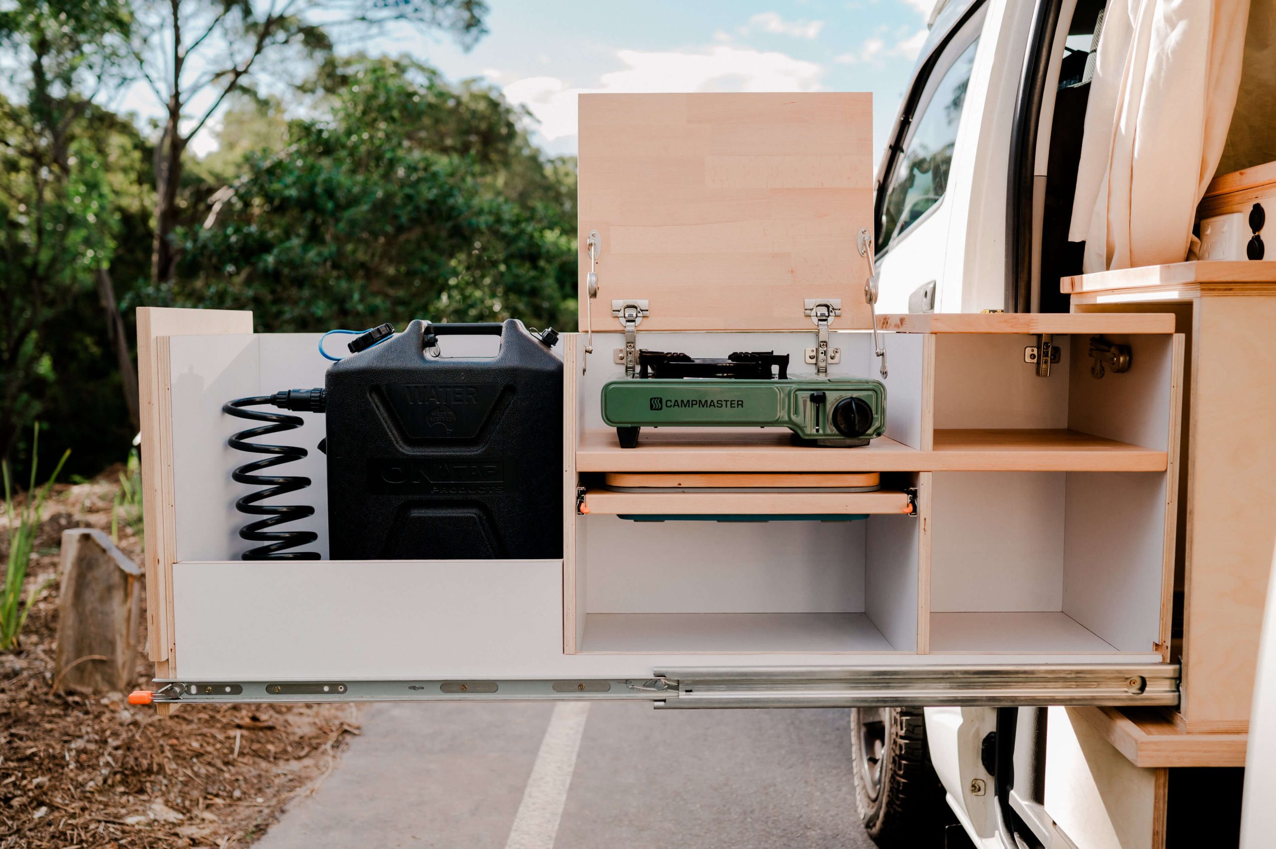 25.04.17 Ben's Vans - N8HUI Web-018